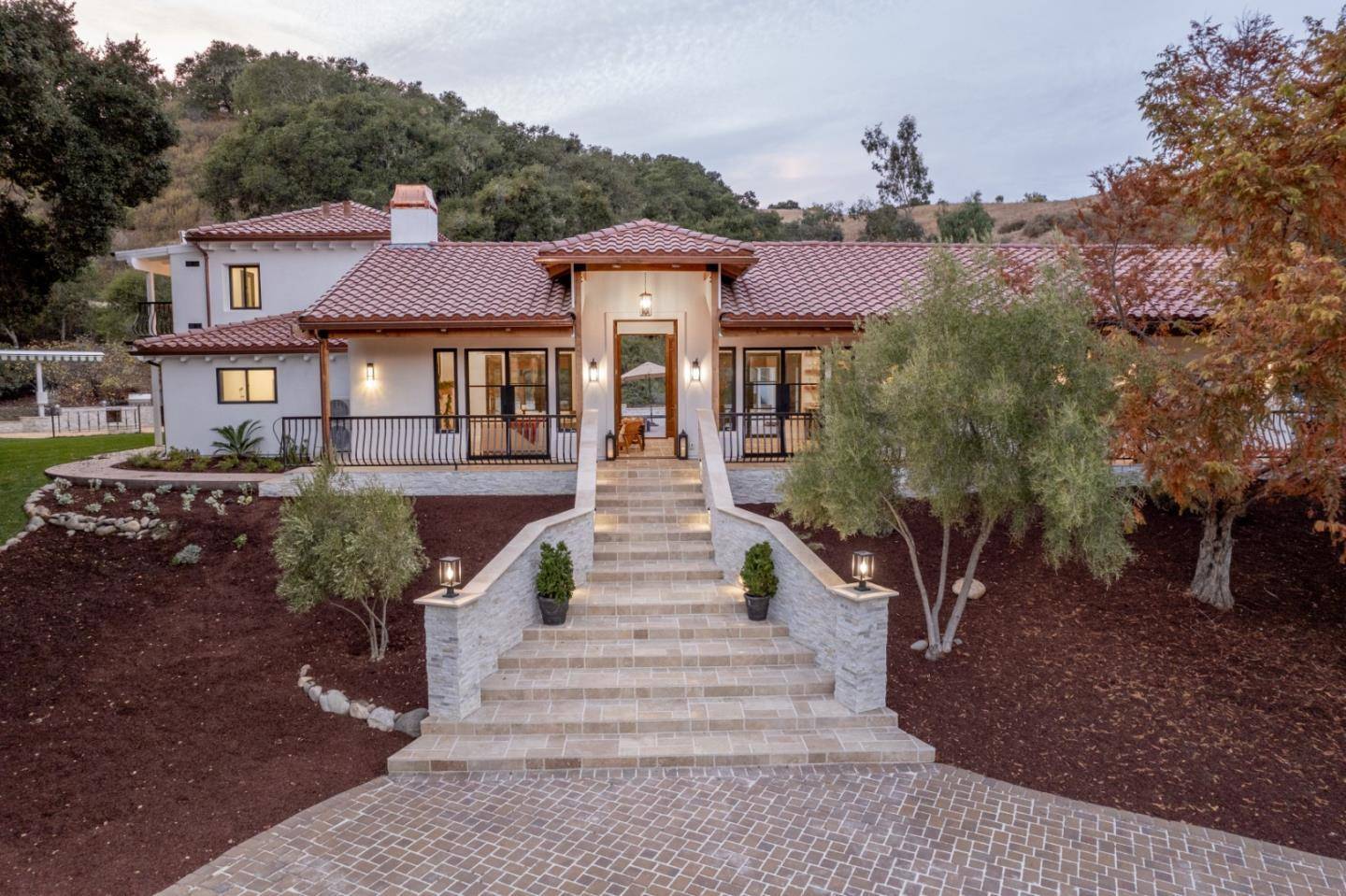 Salinas, CA 93908,372 Corral De Tierra RD