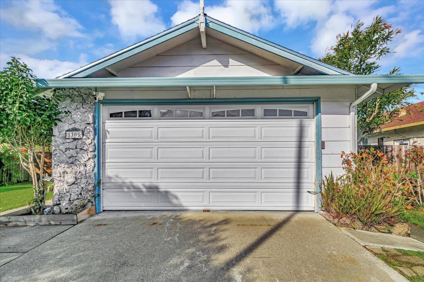 Milpitas, CA 95035,1305 Sunrise WAY