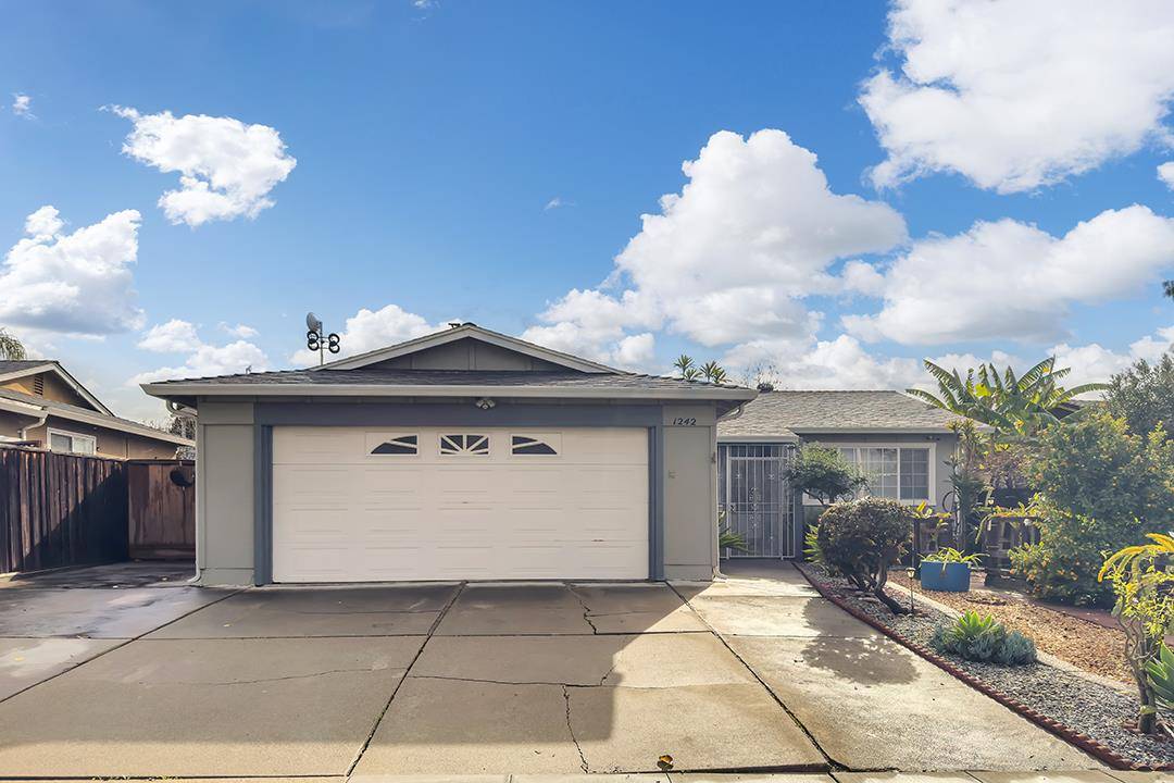 Milpitas, CA 95035,1242 Traughber ST