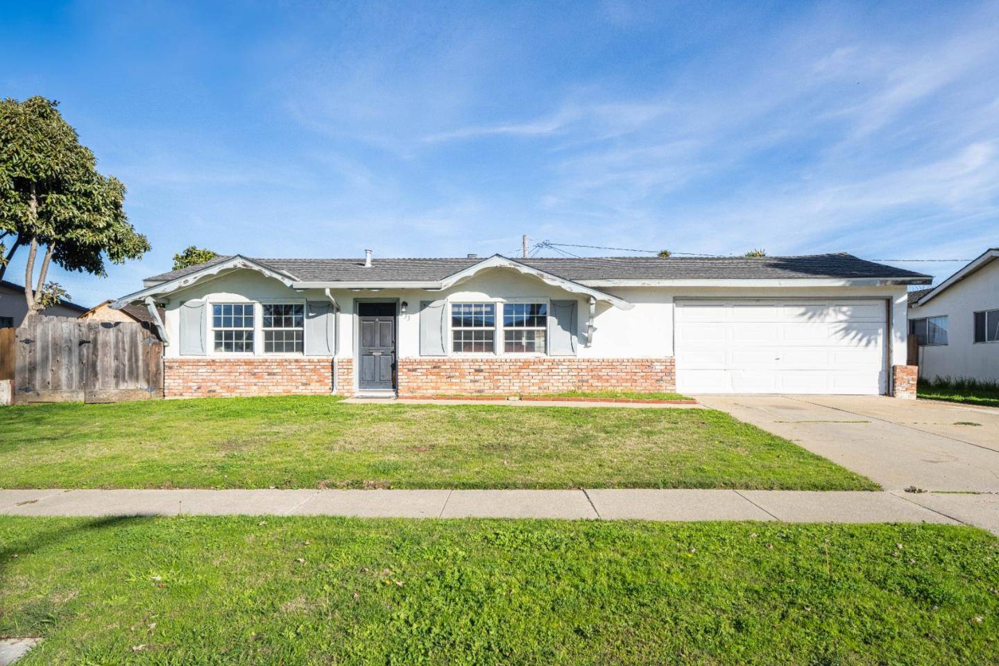 Salinas, CA 93906,733 Saucito AVE