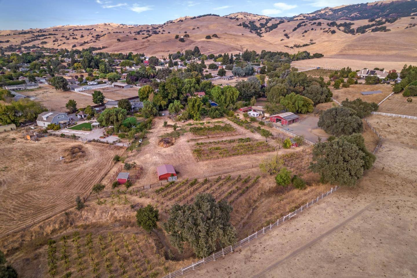 San Martin, CA 95046,12467 Creekview CT