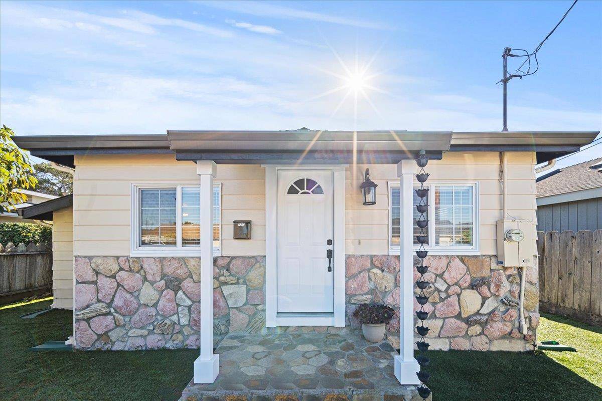 Seaside, CA 93955,720 Amador AVE