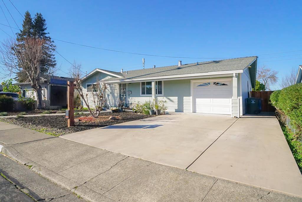 Rohnert Park, CA 94928,524 Baron DR