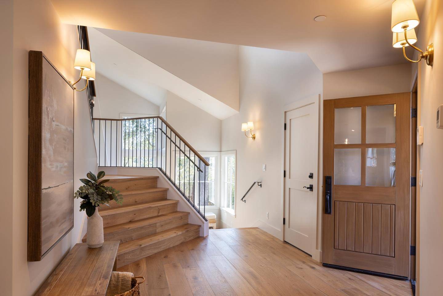 Carmel, CA 93921,4 Oak Knoll Way