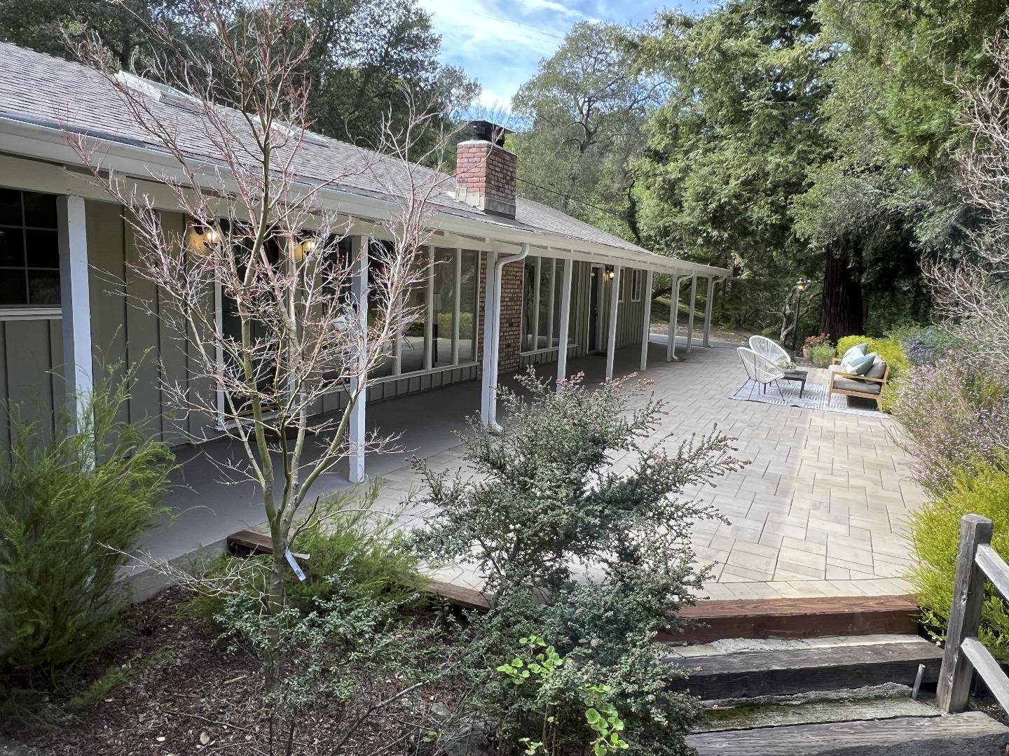 Portola Valley, CA 94028,1 Hayfields RD