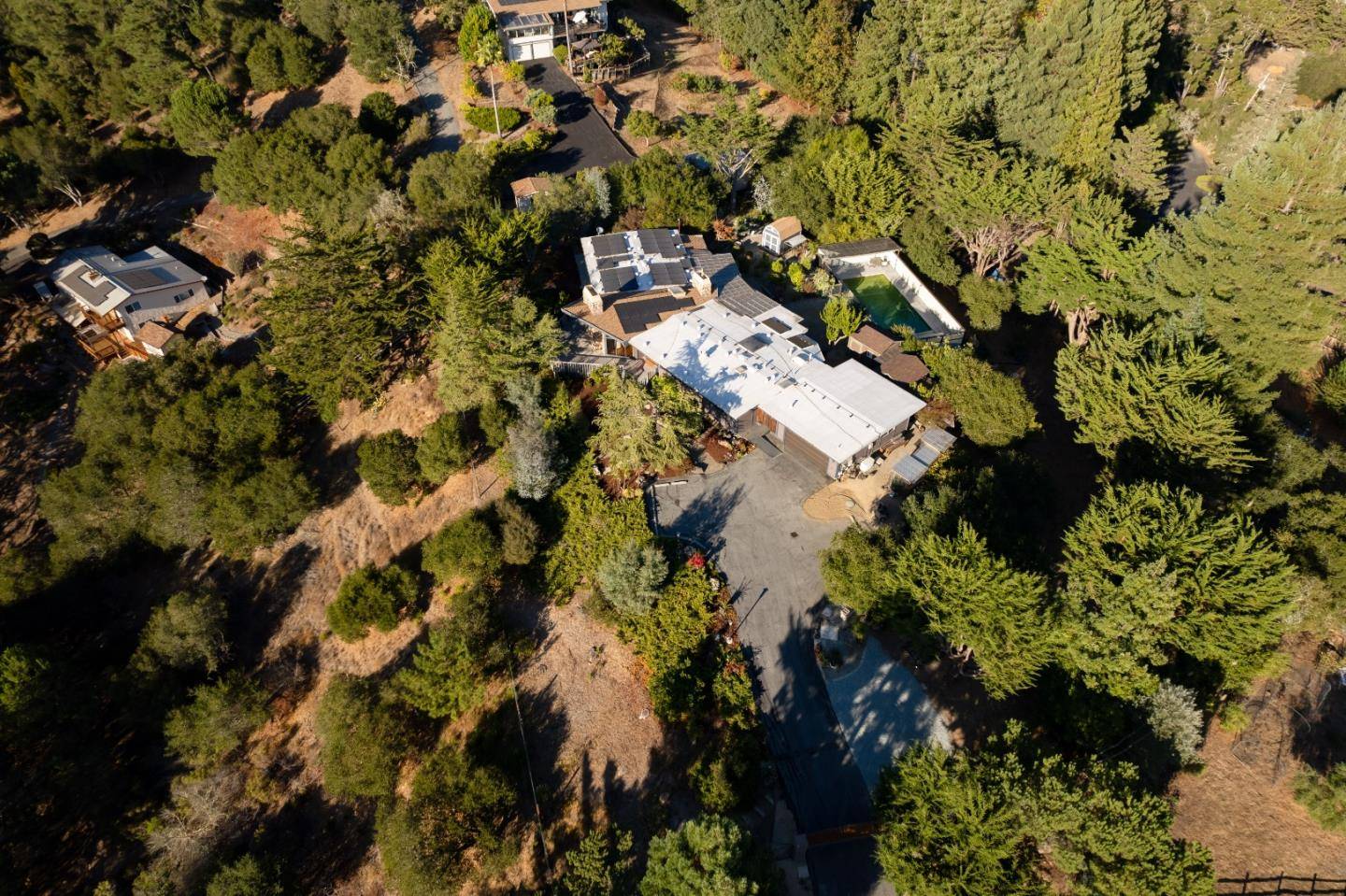 Aptos, CA 95003,100 Pleasant Heights DR