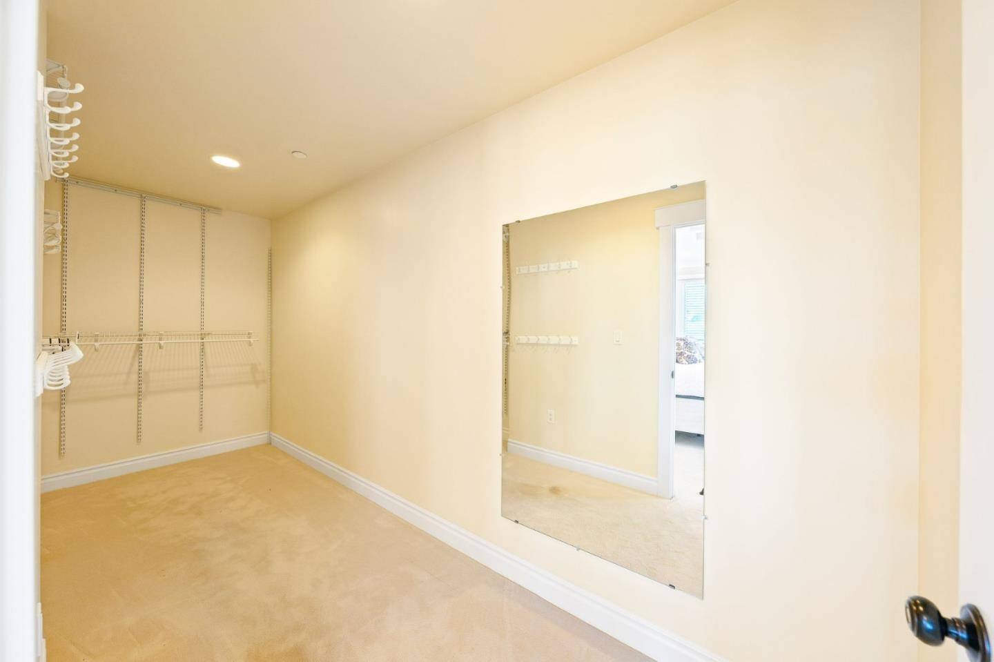 Pacifica, CA 94044,1207 Danmann AVE