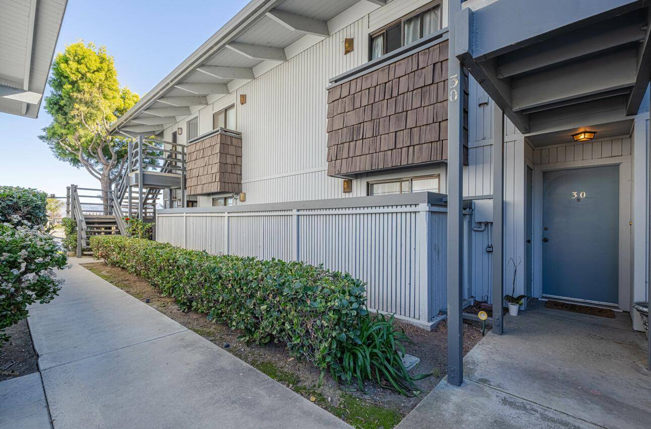 Salinas, CA 93905,174 Kern ST 30