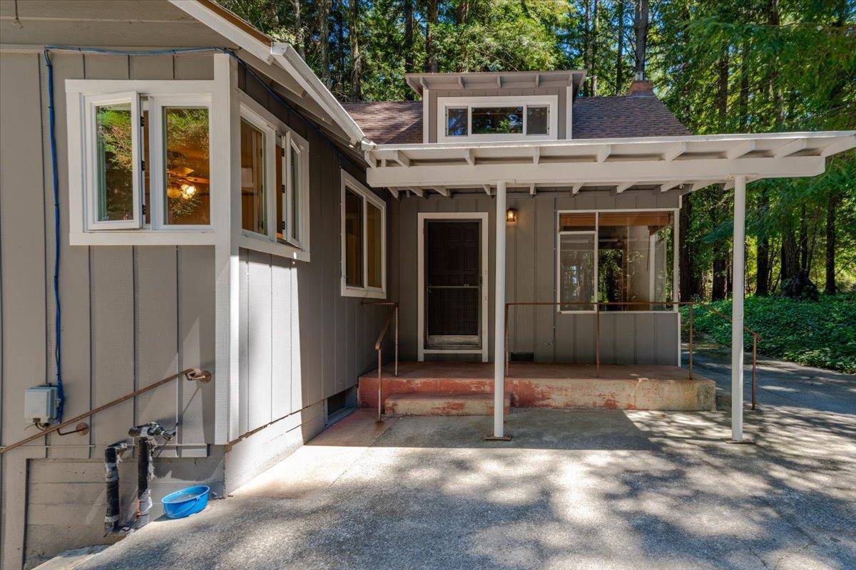 Santa Cruz, CA 95060,8472 Empire Grade