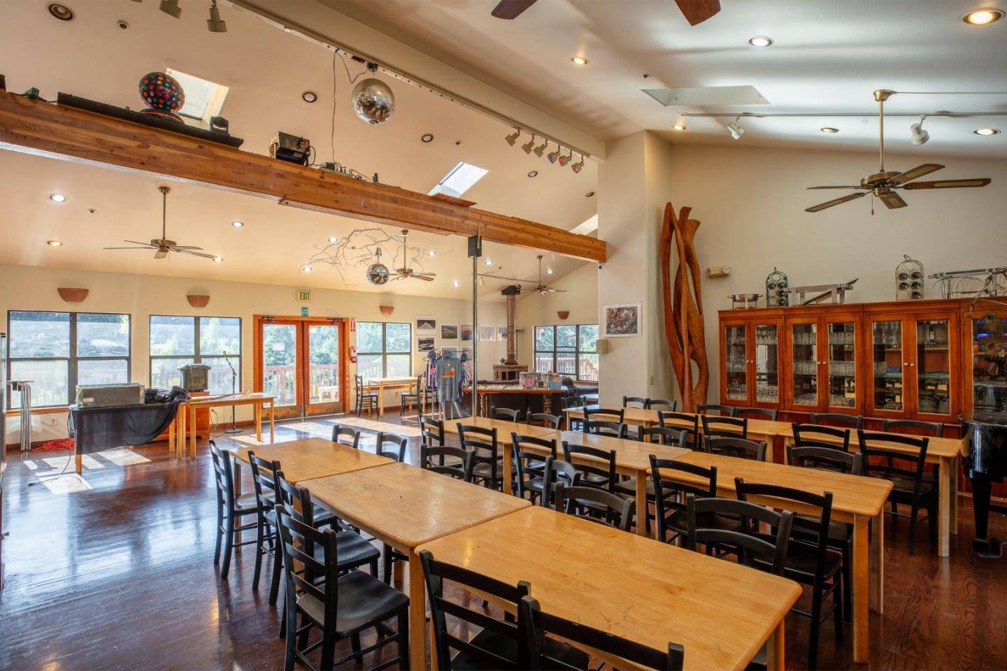 Los Gatos, CA 95033,20600 Aldercroft HTS