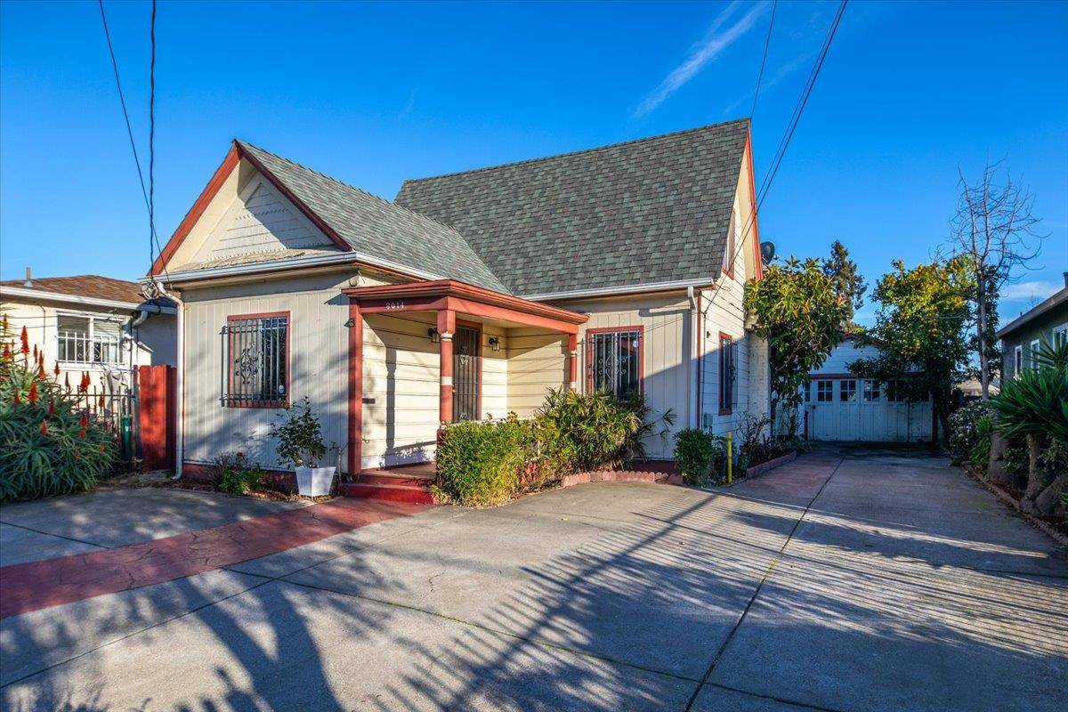 Oakland, CA 94602,3014 Coolidge AVE