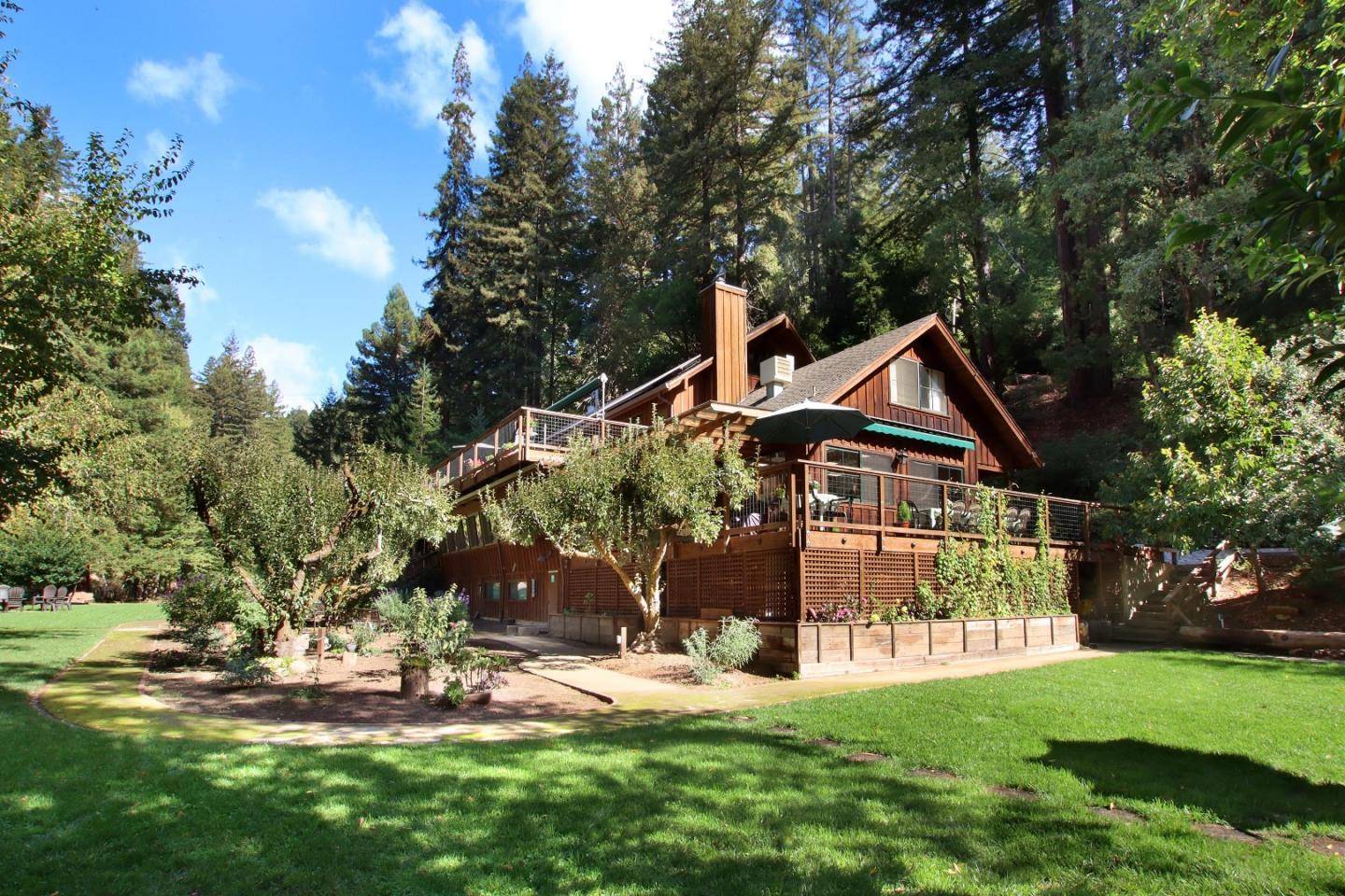 Los Gatos, CA 95033,16770 Redwood Lodge RD