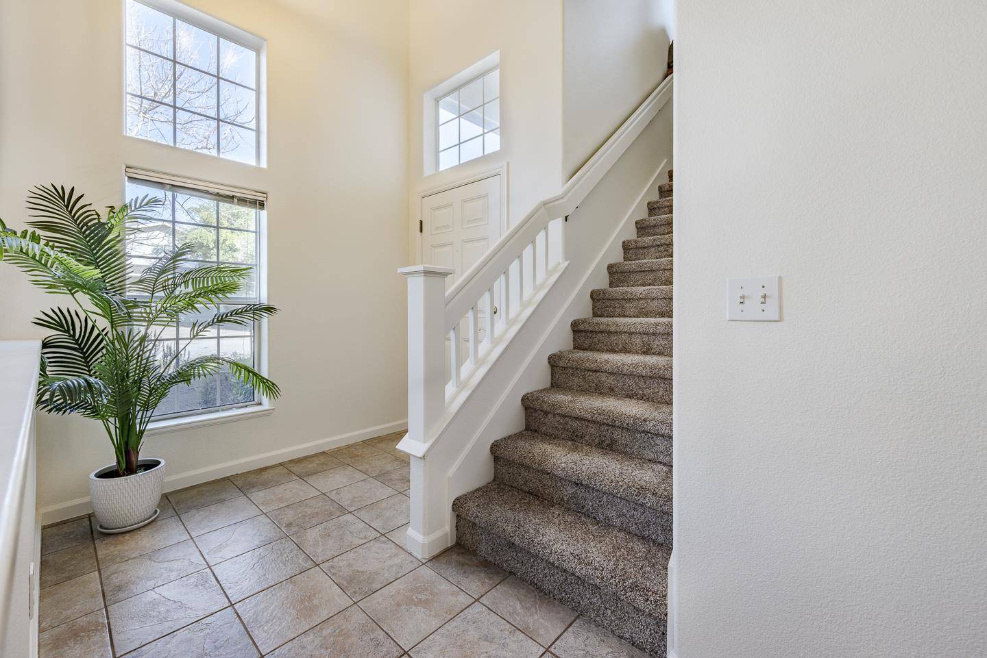 Santa Cruz, CA 95062,2218 Chanticleer LN