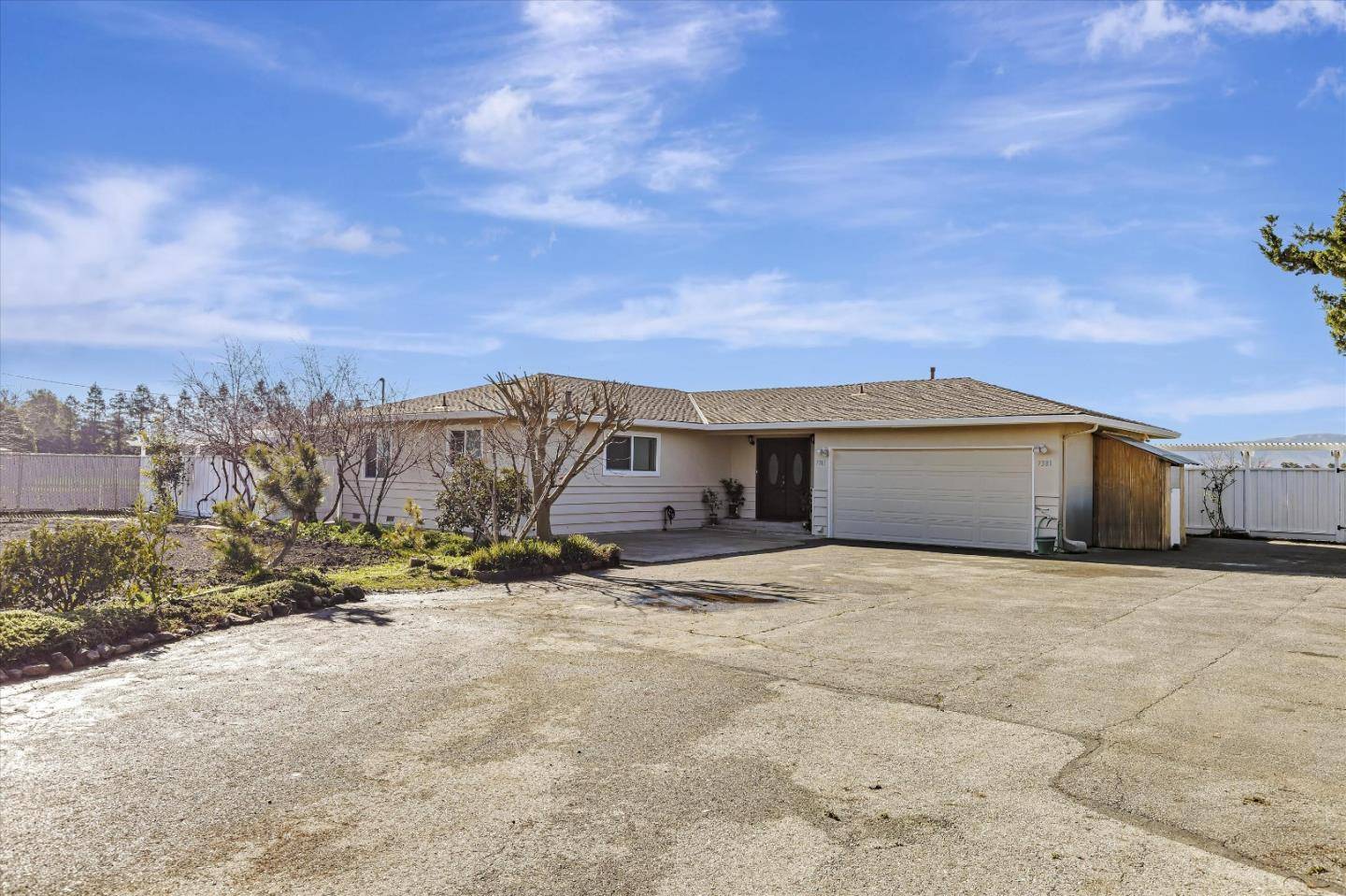 Gilroy, CA 95020,7381 Furlong AVE