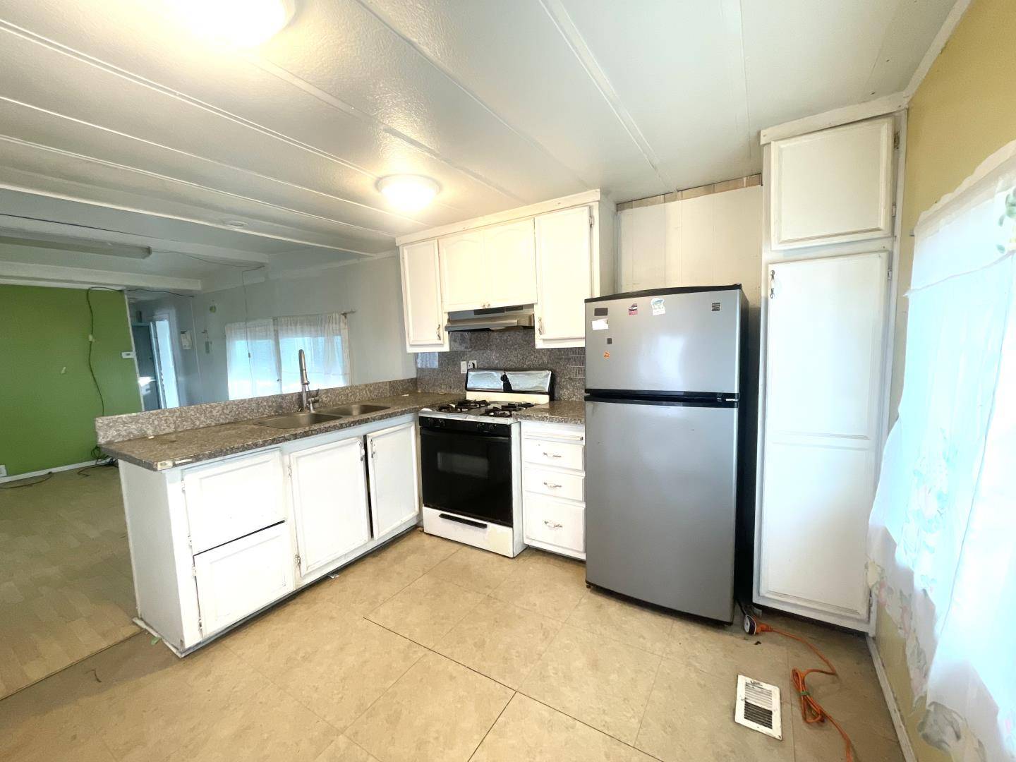 San Jose, CA 95111,2580 Senter RD 569