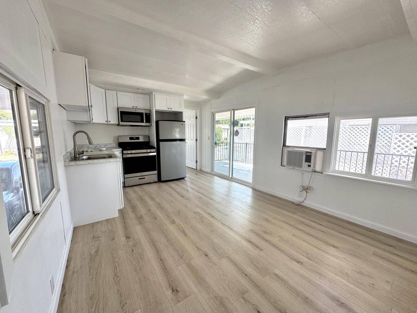 San Jose, CA 95111,2580 Senter RD 569