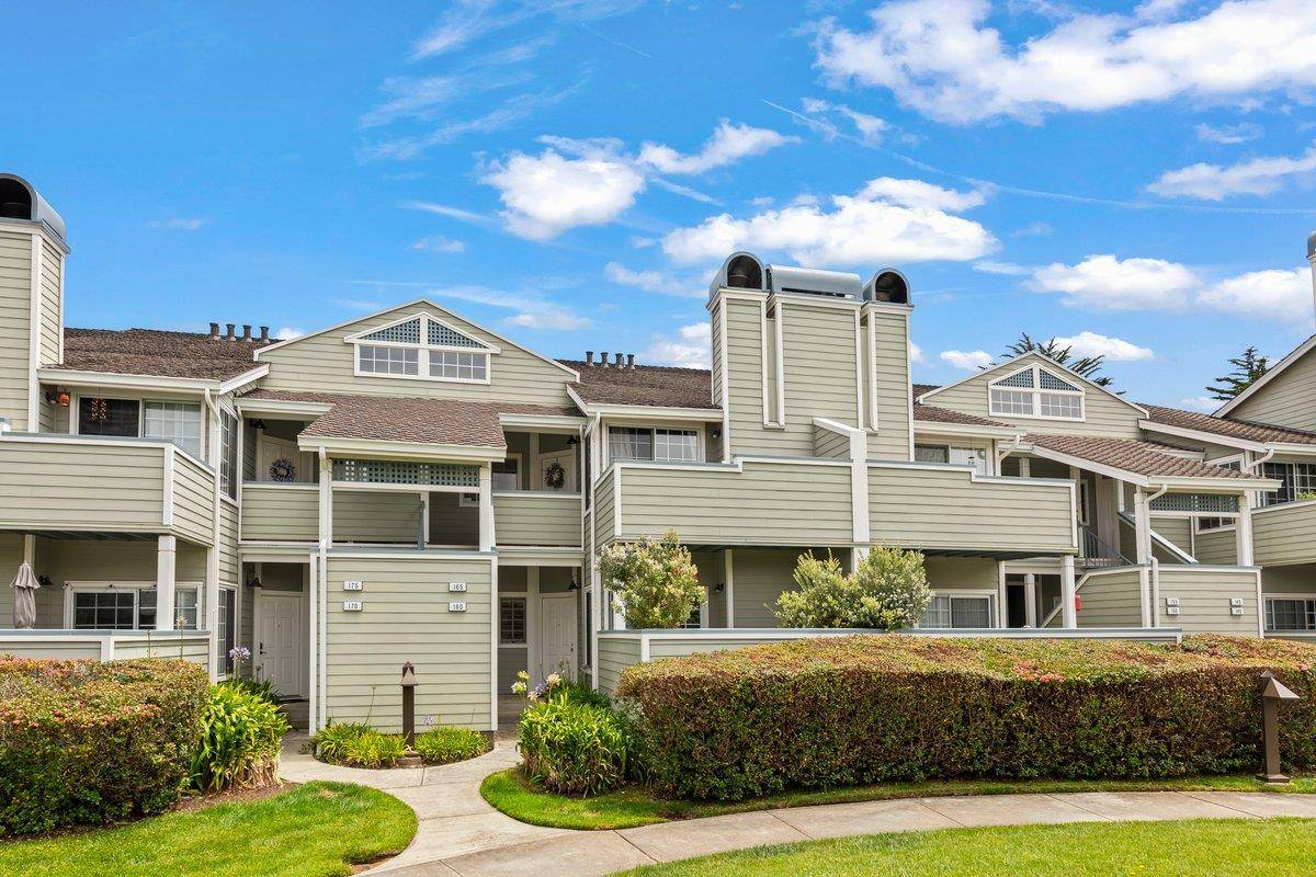 Half Moon Bay, CA 94019,160 Troon WAY