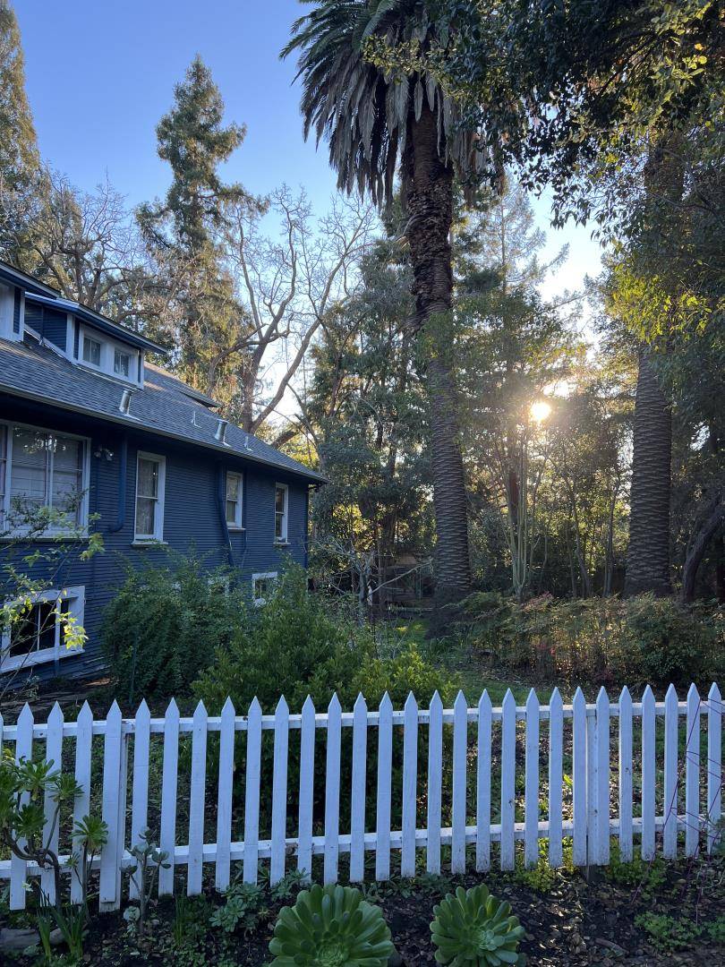 Palo Alto, CA 94301,426 Palo Alto AVE
