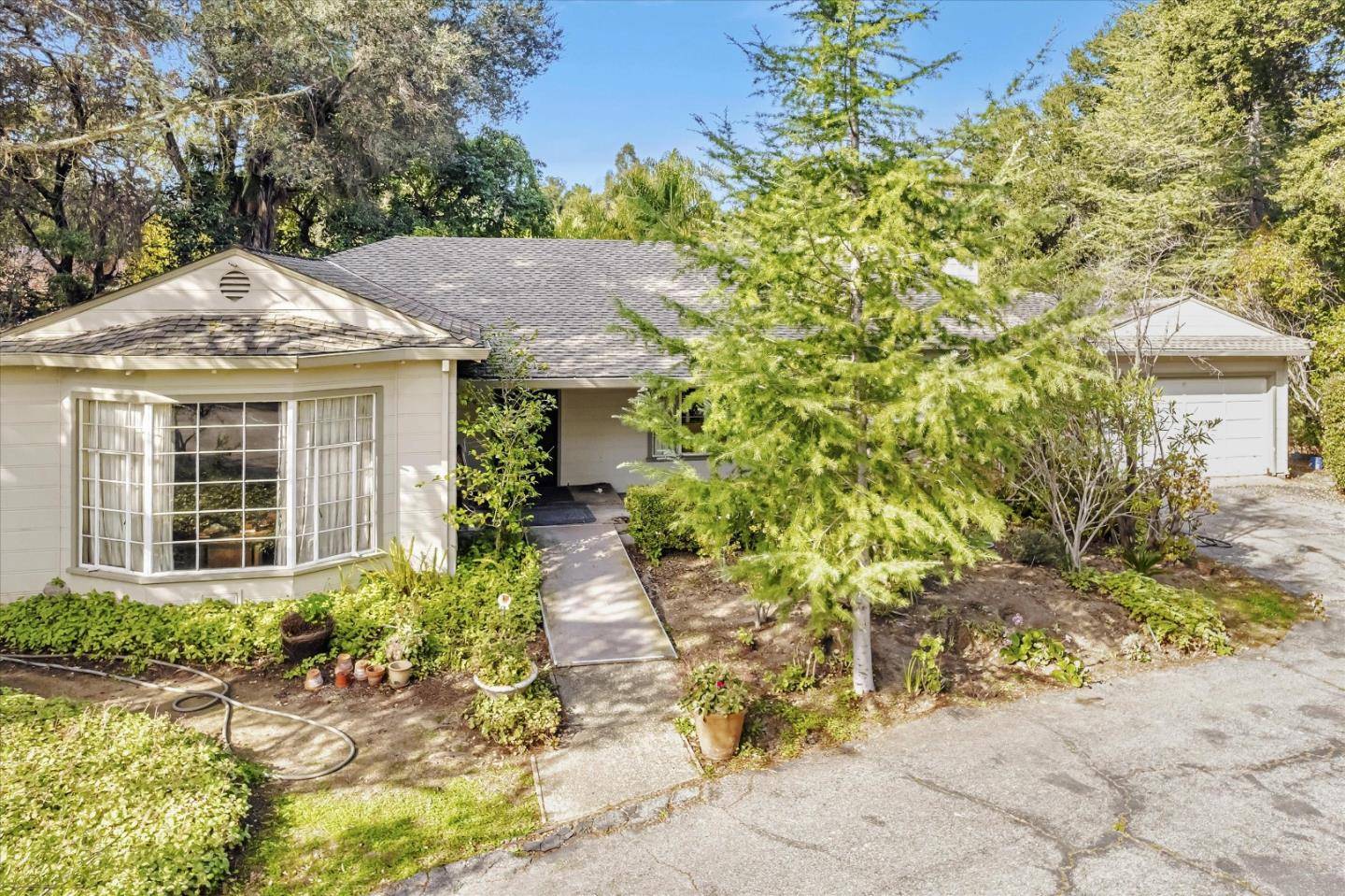 Saratoga, CA 95070,15041 Park DR