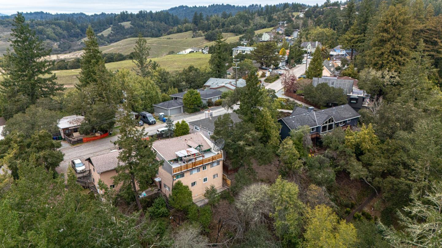 Scotts Valley, CA 95066,430 Tabor DR