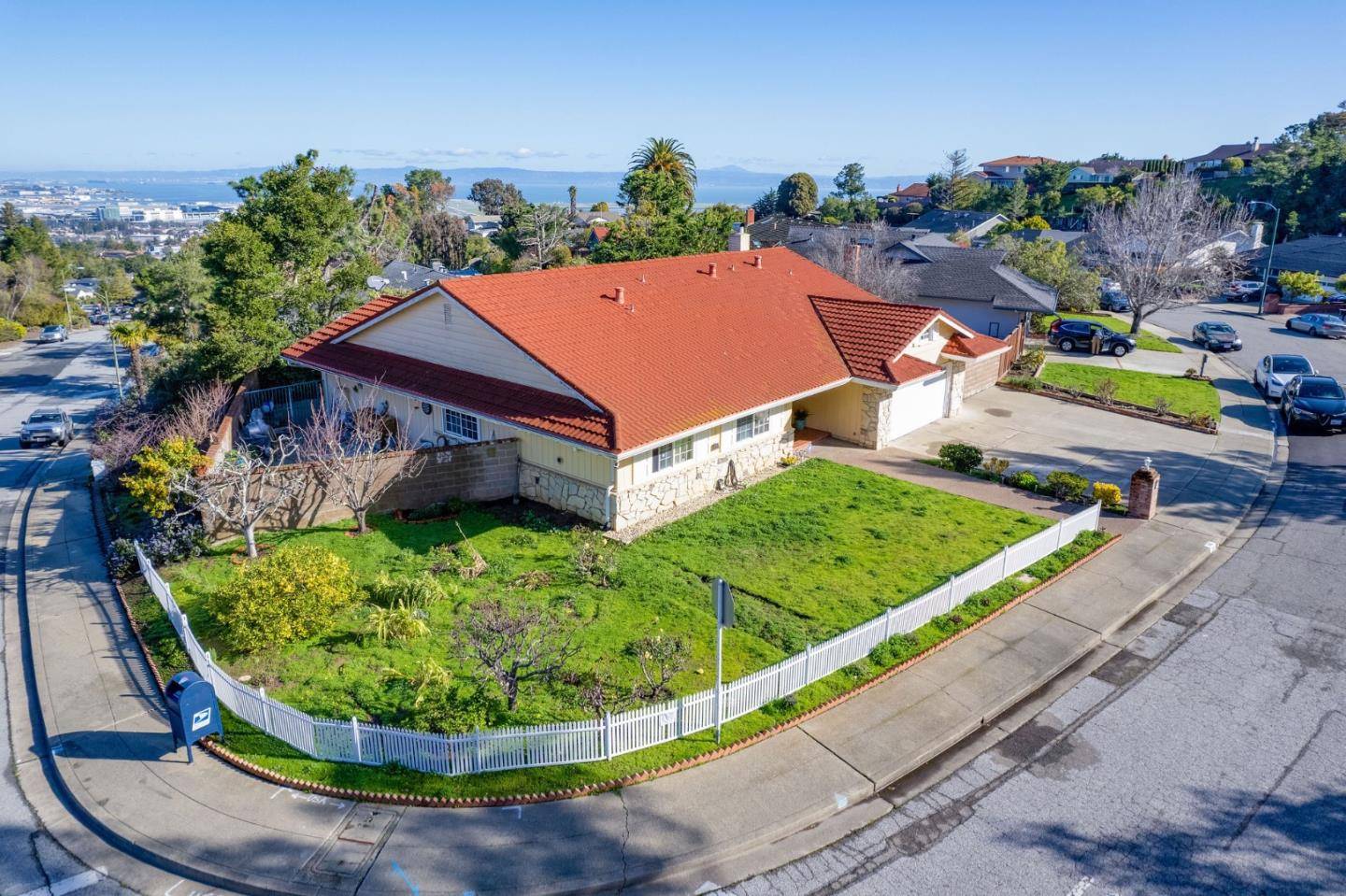 Millbrae, CA 94030,98 Conejo DR