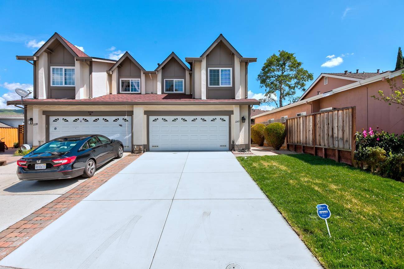 San Jose, CA 95148,2242 Lusardi DR
