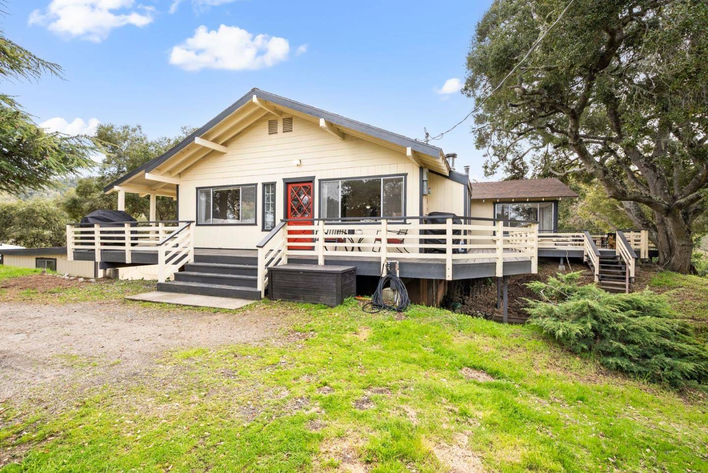 San Juan Bautista, CA 95045,340 Hillside RD