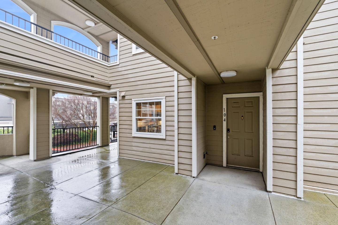 Novato, CA 94947,852 Diablo AVE 104