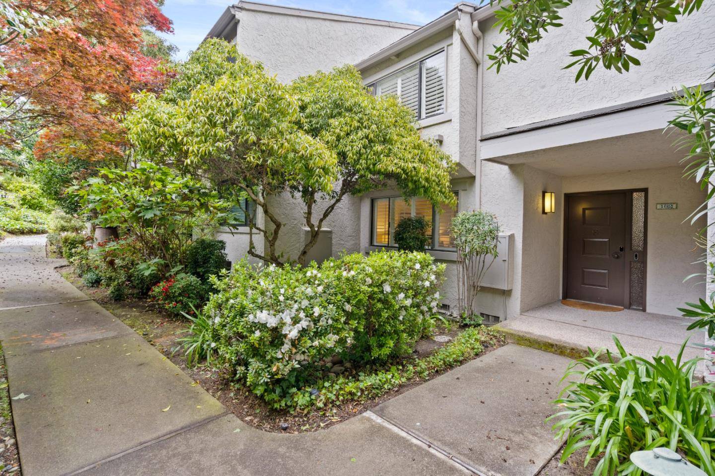 Menlo Park, CA 94025,162 Sand Hill CIR