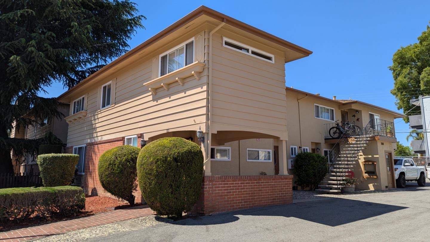San Jose, CA 95128,883 Di Fiore DR