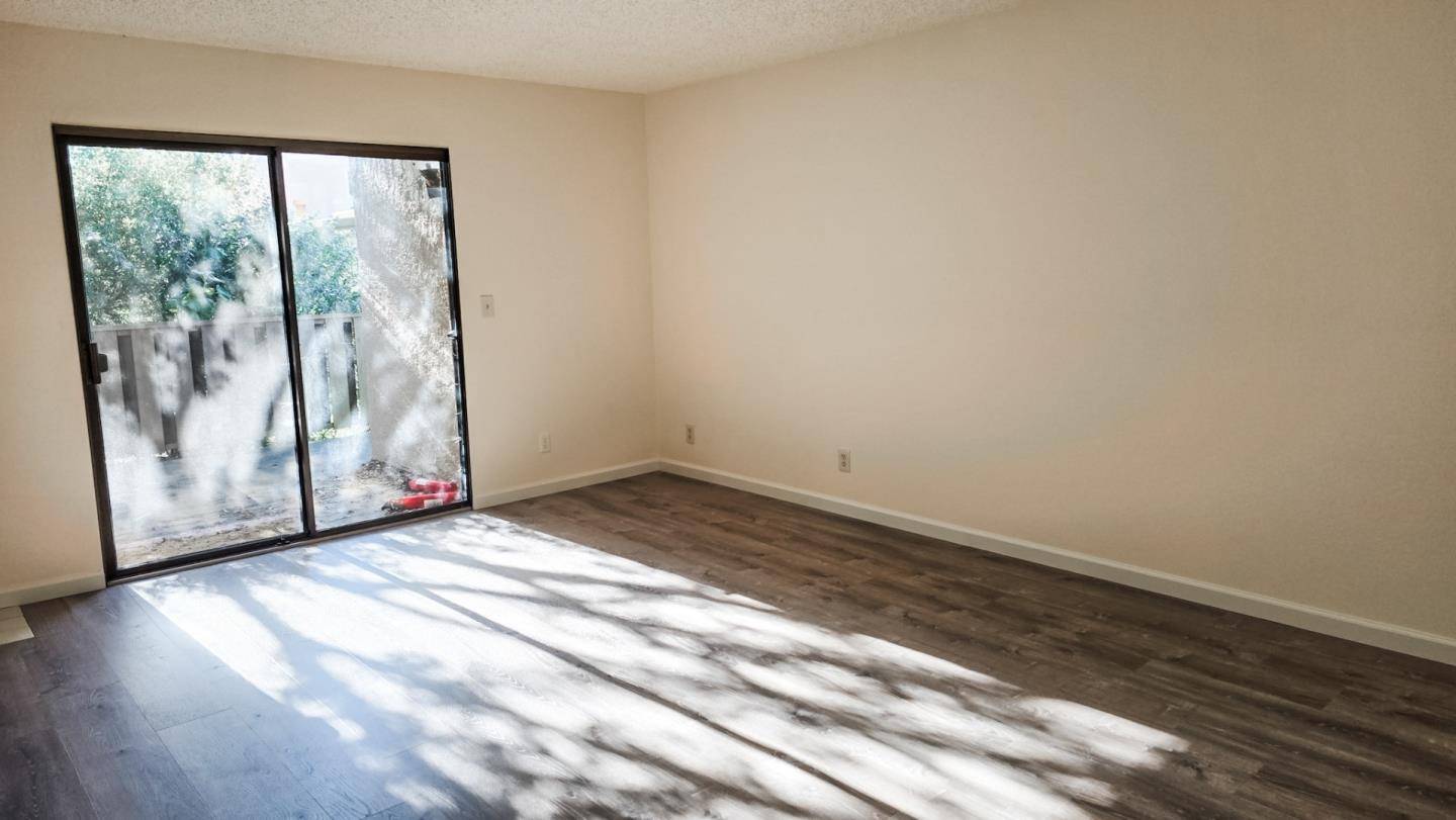 Monterey, CA 93940,65 Montsalas DR