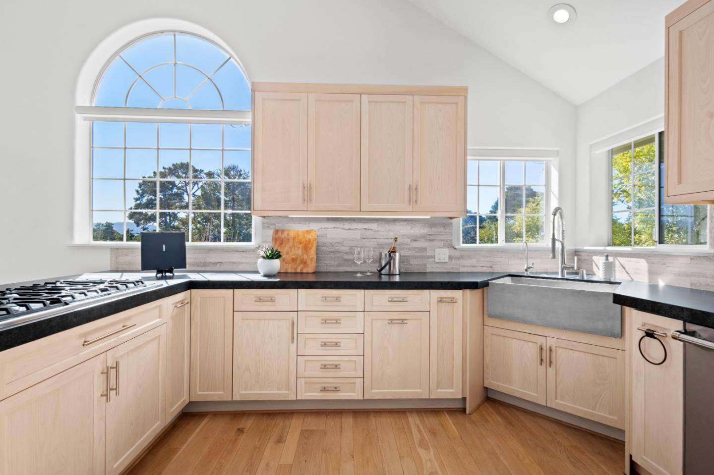Pebble Beach, CA 93953,4167 Sunset LN
