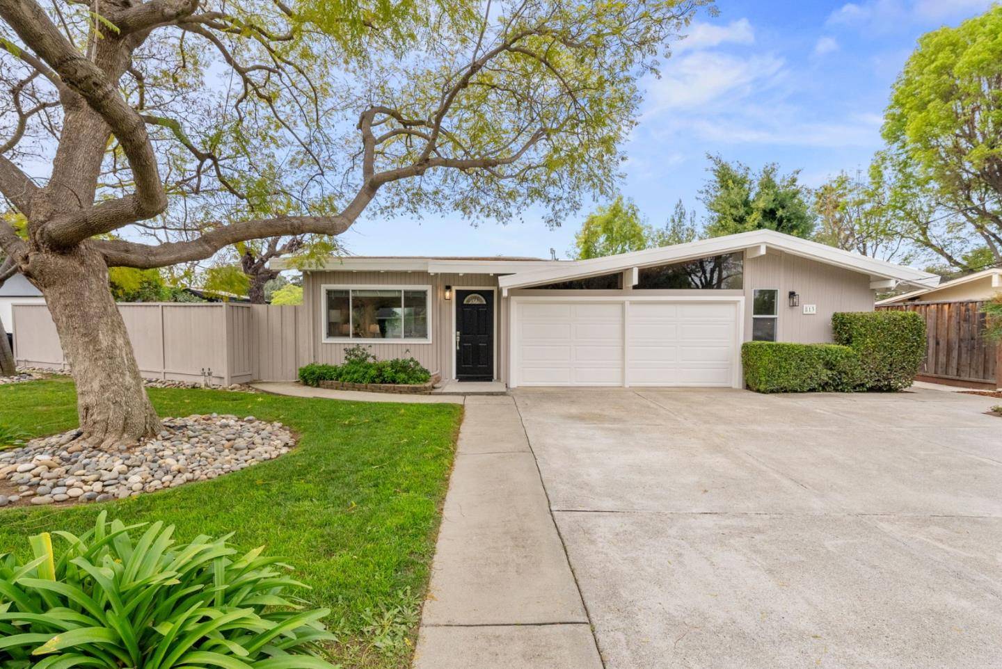 Sunnyvale, CA 94086,813 Henrietta AVE