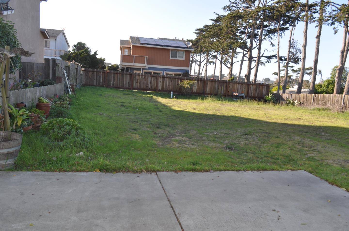 Marina, CA 93933,221 Mortimers (Unit B) LN