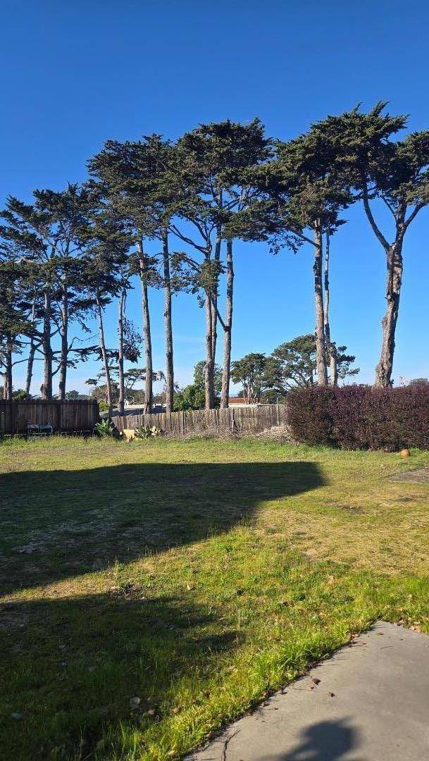 Marina, CA 93933,221 Mortimers (Unit B) LN