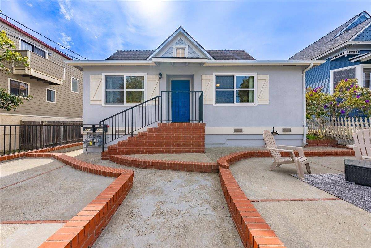 Monterey, CA 93940,739 W Franklin ST