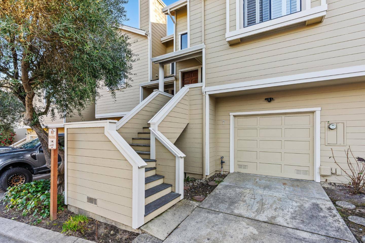Scotts Valley, CA 95066,7 Arabian WAY