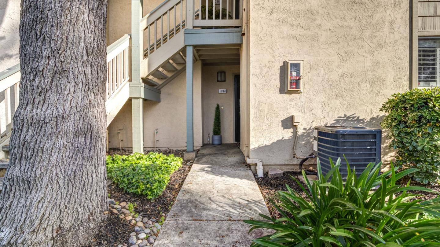 San Jose, CA 95122,1034 Summerplace DR