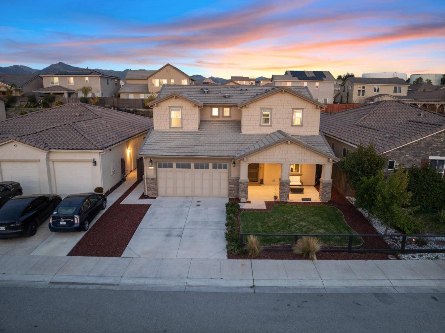 Hollister, CA 95023,1543 Park Trail DR