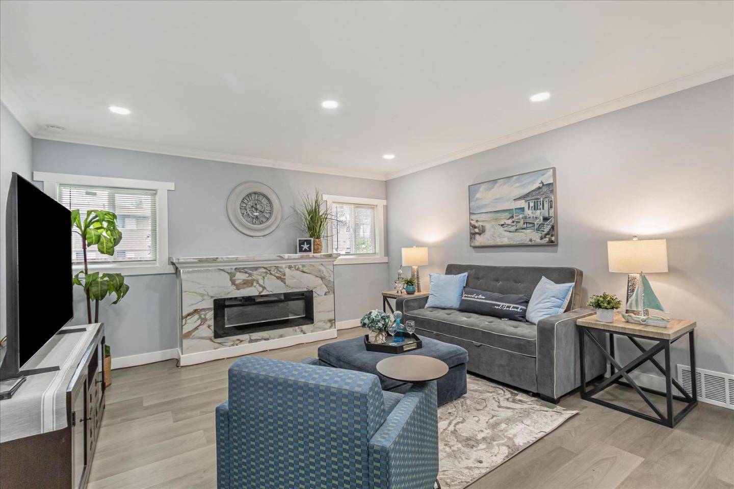 San Jose, CA 95112,833 E Hedding ST