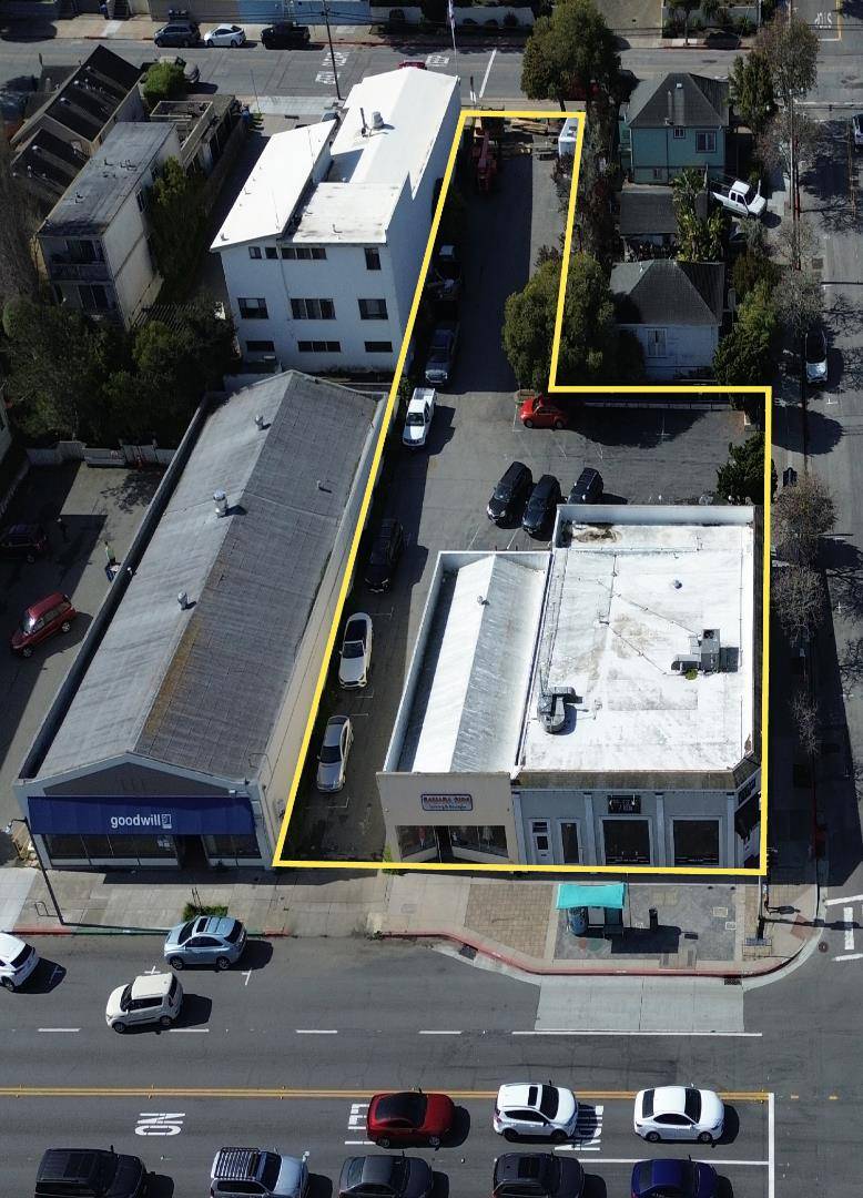 Monterey, CA 93940,591 Lighthouse AVE