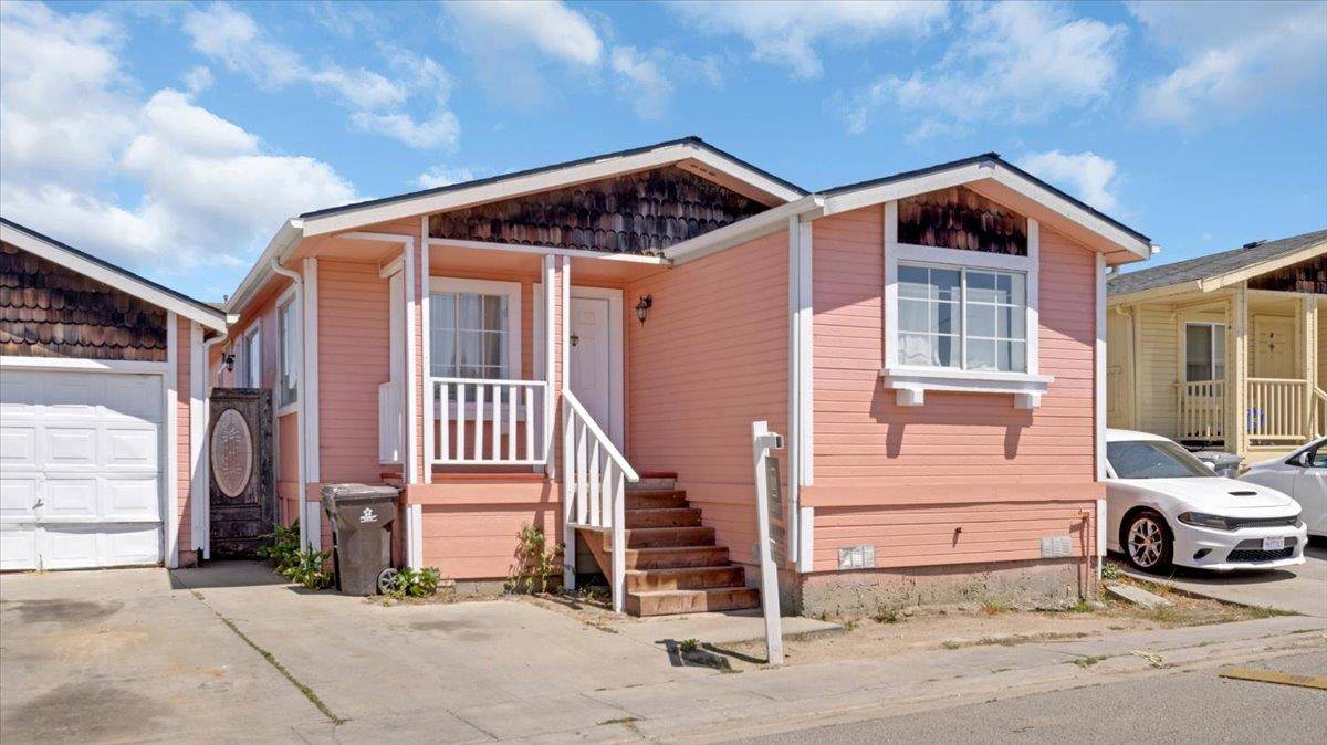 Salinas, CA 93905,704 Garner AVE 3