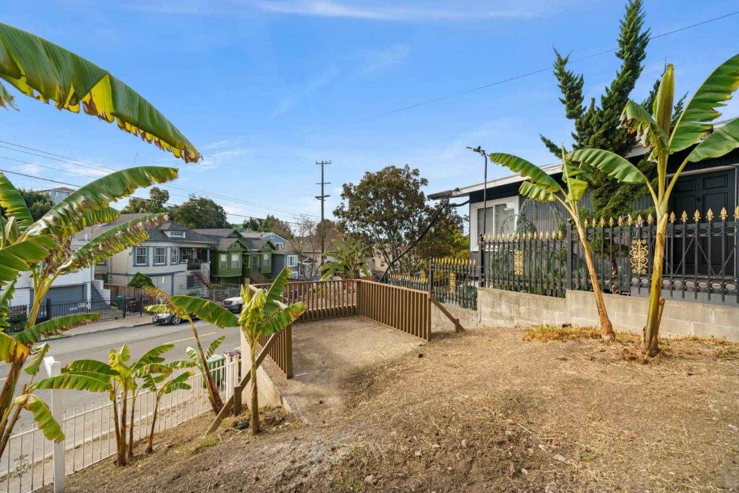Oakland, CA 94606,2523 23rd AVE