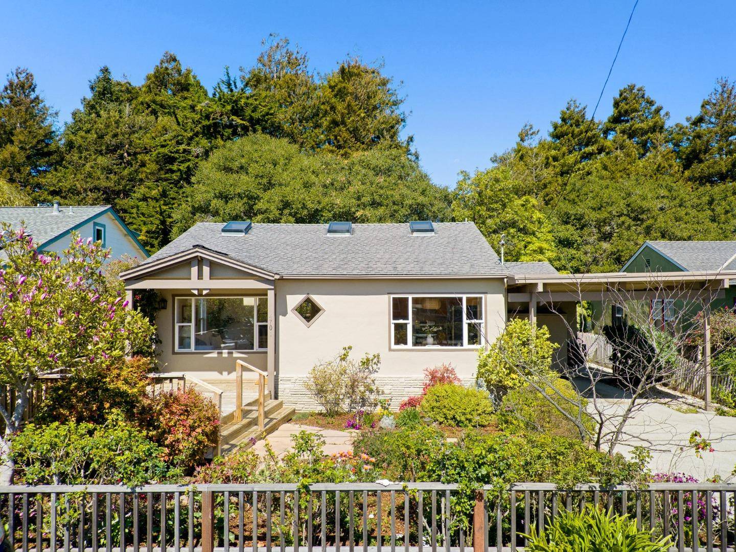 Santa Cruz, CA 95062,4701 Nova DR