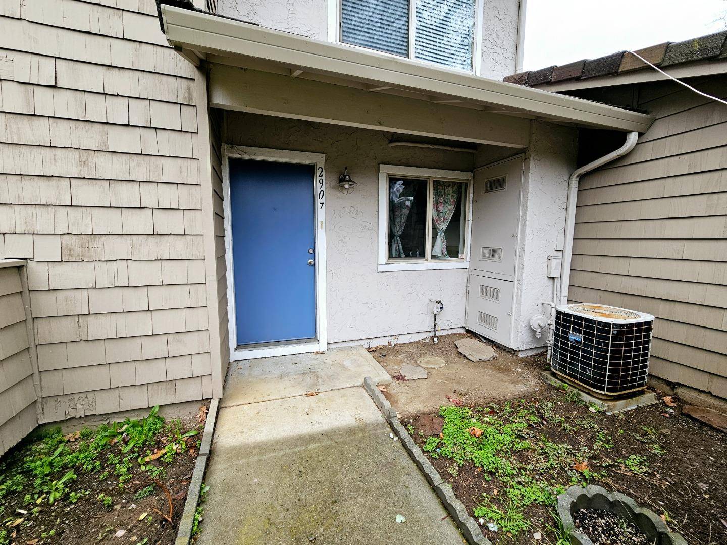 San Jose, CA 95148,2907 Renick CT