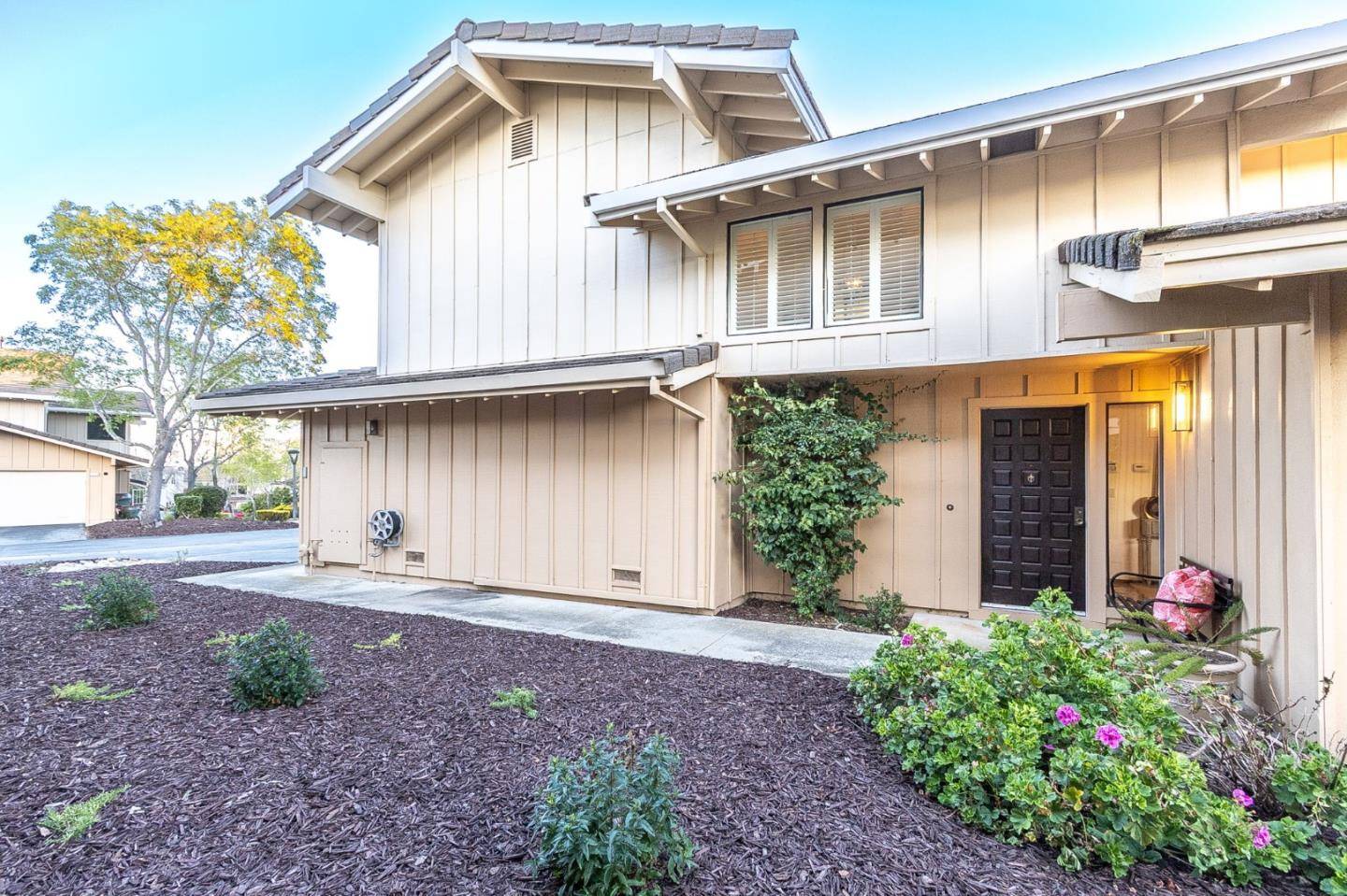 San Carlos, CA 94070,13 Calypso LN