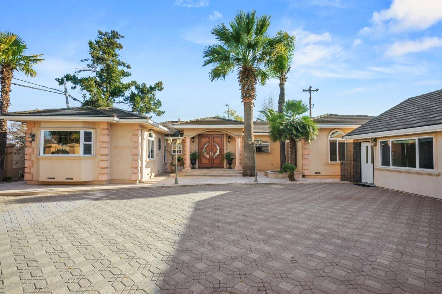 Campbell, CA 95008,1181 Virginia AVE