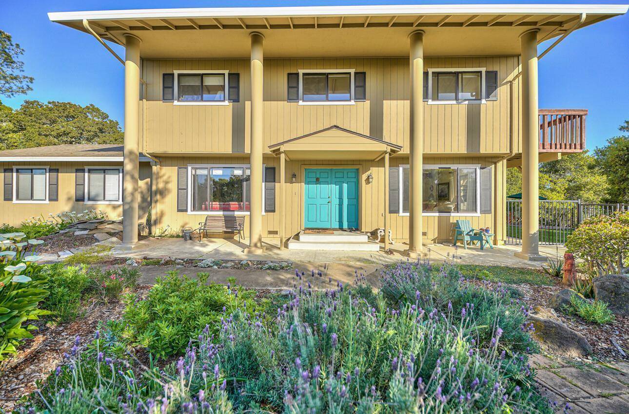 Salinas, CA 93907,7571 Via Guiseppe LN