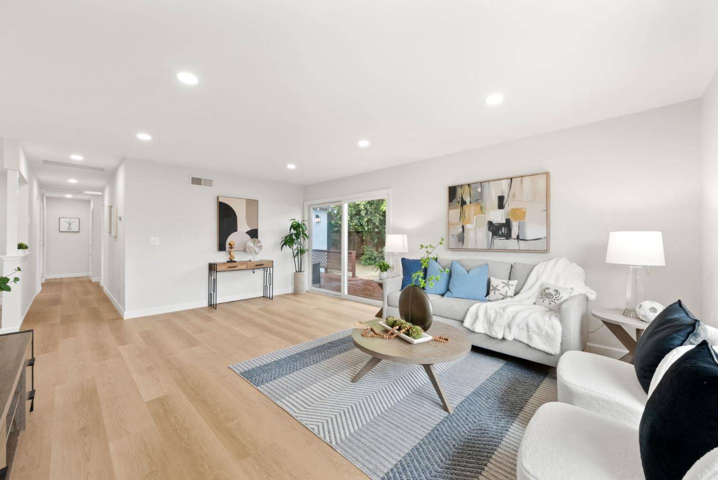 Sunnyvale, CA 94087,1493 Mallard WAY