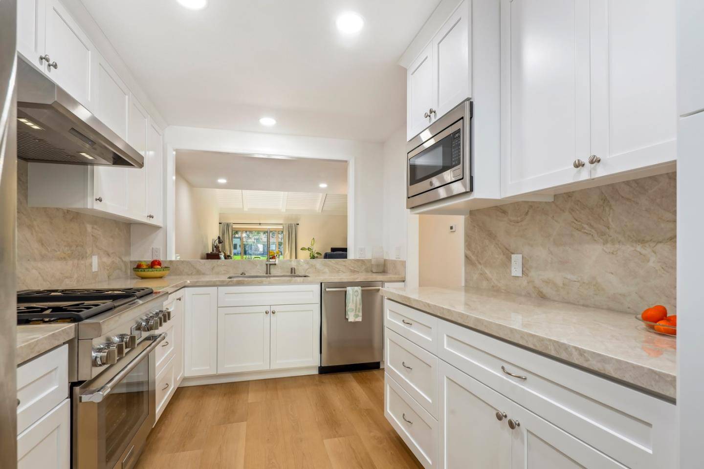 San Jose, CA 95135,6142 Montgomery PL